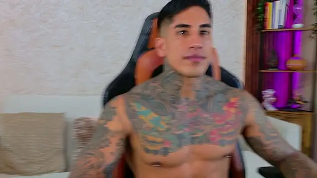 AdanReilly online show from January 16, 10:25 pm