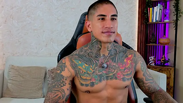 AdanReilly online show from April 11, 4:11 pm