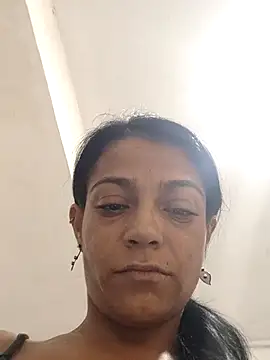 Snapshot of Hellen__4master chatting on November 4, 4:28 pm Hellen 4master online show from November 4, 4:28 pm