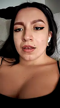 Snapshot of Paudelatorre chatting on February 7, 7:38 pm Paudelatorre online show from February 7, 7:38 pm