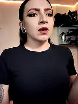 Snapshot of Paudelatorre chatting on September 9, 12:32 am Paudelatorre online show from September 9, 12:32 am