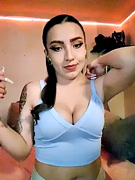 Snapshot of Paudelatorre chatting on September 21, 2:02 am Paudelatorre online show from September 21, 2:02 am