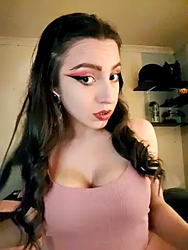 Snapshot of Paudelatorre chatting on December 5, 1:25 am Paudelatorre online show from December 5, 1:25 am