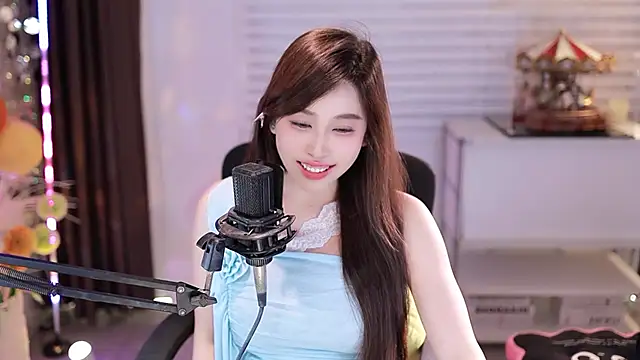 SleepArtist online show from November 7, 7:03 pm