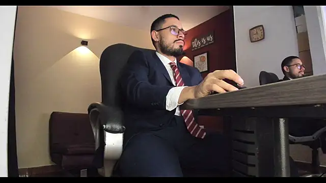 thesexlawyer1 online show from January 13, 3:01 am