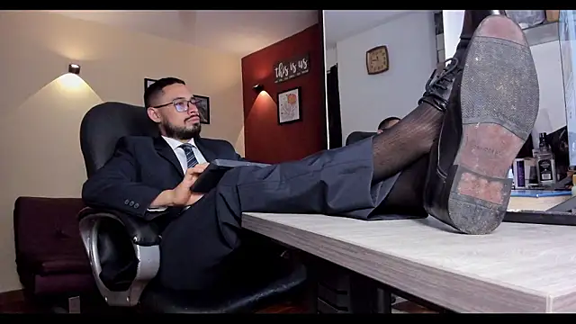 thesexlawyer1 online show from February 25, 3:27 am