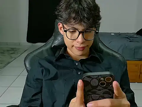 Snapshot of Jacotnk chatting on October 1, 5:13 am Jacotnk online show from October 1, 5:13 am