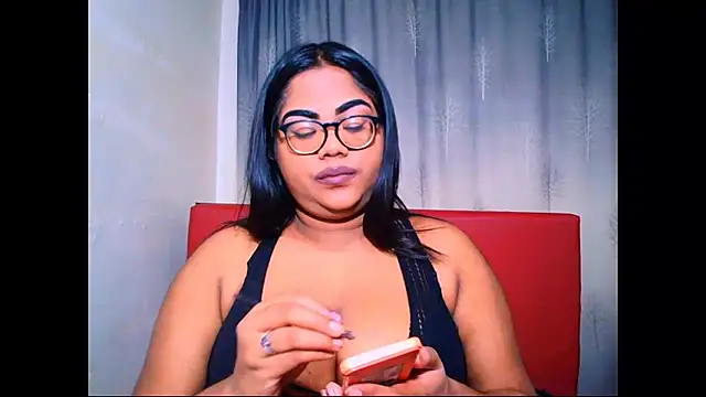 Indian Lola00 online show from October 9, 7:01 pm
