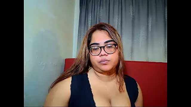 Snapshot of Indian_Lola00 chatting on July 22, 5:05 pm Indian Lola00 online show from July 22, 5:05 pm