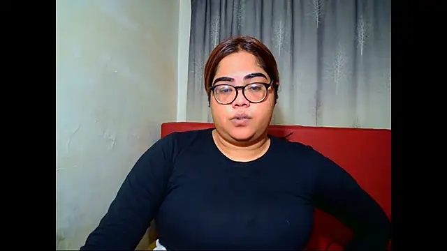 Snapshot of Indian_Lola00 chatting on July 24, 5:22 pm Indian Lola00 online show from July 24, 5:22 pm