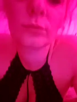 Snapshot of Wendyx666_Pika chatting on October 5, 9:13 pm Wendyx666 Pika online show from October 5, 9:13 pm