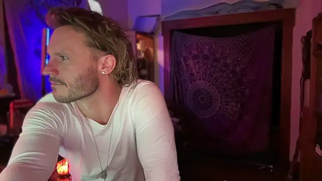 CowboyZuhly online show from January 9, 5:54 am