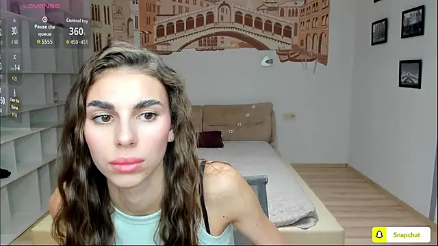 EmmyGreans online show from October 9, 12:03 pm