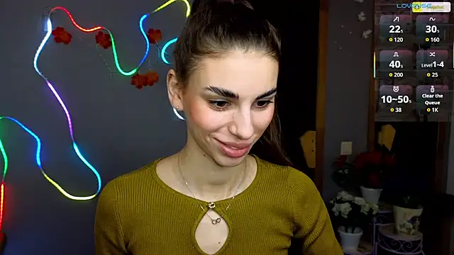 EmmyGreans online show from November 10, 7:07 am