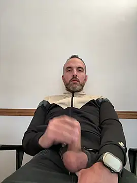 leon3875 online show from March 27, 3:34 pm