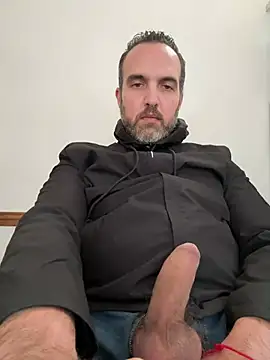 leon3875 online show from July 29, 3:21 pm