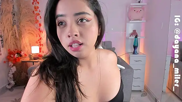  dayana miler online show from January 6, 1:31 am