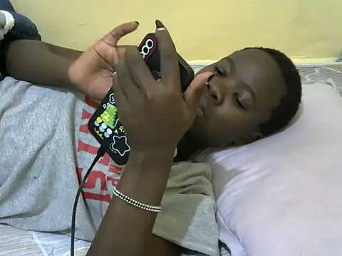 Snapshot of hey_its_andreana chatting on January 27, 7:56 pm hey its andreana online show from January 27, 7:56 pm