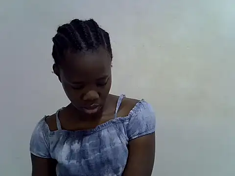 Snapshot of hey_its_andreana chatting on October 7, 8:06 pm hey its andreana online show from October 7, 8:06 pm