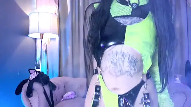 zephirahabney online show from March 5, 4:03 pm