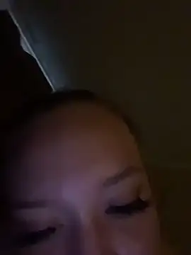 Snapshot of Queenkdaddysgirl chatting on October 5, 11:02 pm Queenkdaddysgirl online show from October 5, 11:02 pm