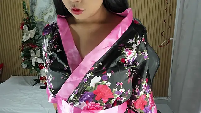 Lili 16 online show from January 9, 11:02 am