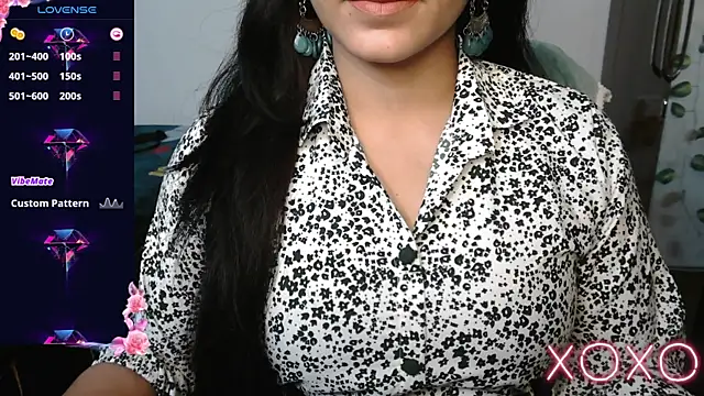 Snapshot of Annu-Darling chatting on November 21, 5:00 pm Annu-Darling online show from November 21, 5:00 pm