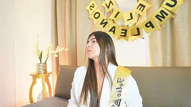 ShelleyMorell online show from January 19, 12:31 pm