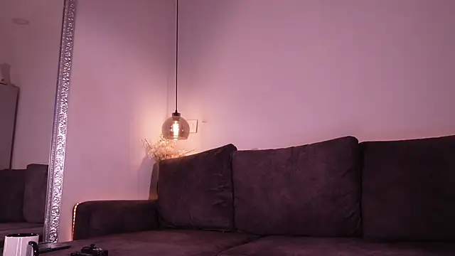 Isabella francoo online show from July 1, 11:56 am