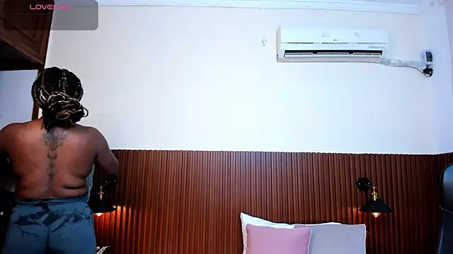 chanel brunette online show from February 17, 5:53 pm