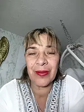 Snapshot of biancchi chatting on January 21, 4:27 pm biancchi online show from January 21, 4:27 pm