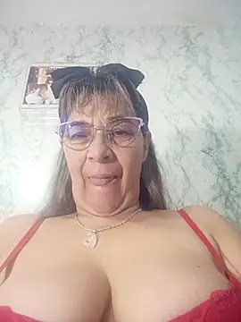 Snapshot of biancchi chatting on October 4, 9:46 pm biancchi online show from October 4, 9:46 pm