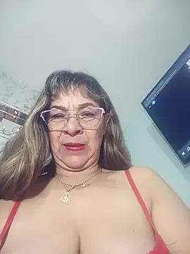 Snapshot of biancchi chatting on November 11, 10:26 am biancchi online show from November 11, 10:26 am