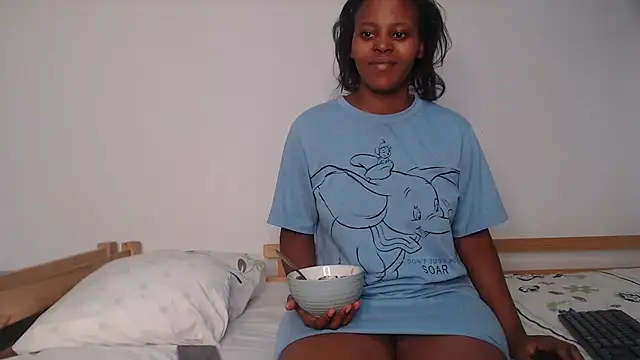 Snapshot of SexyKate852 chatting on February 6, 6:35 pm SexyKate852 online show from February 6, 6:35 pm