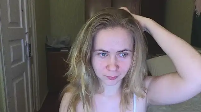 Riley Roo online show from February 22, 6:52 pm