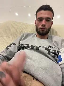 Snapshot of davorm chatting on March 21, 8:40 pm davorm online show from March 21, 8:40 pm