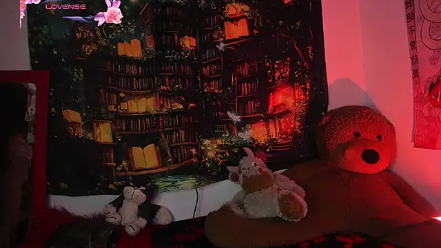 Snapshot of Elena-Rosse chatting on January 14, 1:55 am Elena-Rosse online show from January 14, 1:55 am