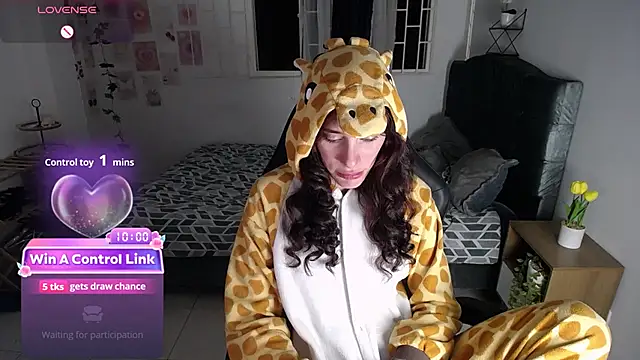 Snapshot of IsaBaileys_ chatting on May 27, 3:58 am IsaBaileys online show from May 27, 3:58 am