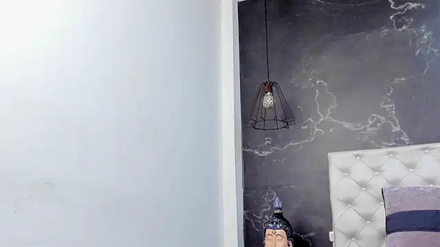 Snapshot of BruceDallas chatting on January 21, 1:50 am BruceDallas online show from January 21, 1:50 am