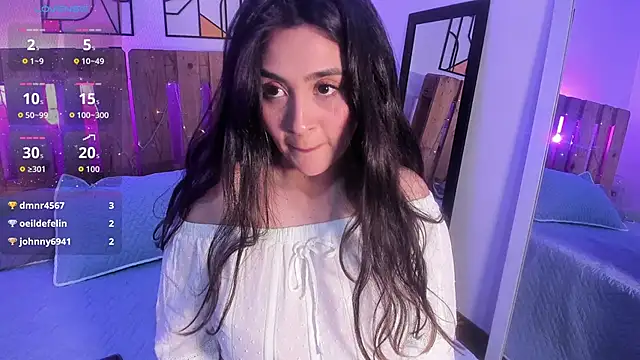 emily amaya online show from March 18, 8:34 pm