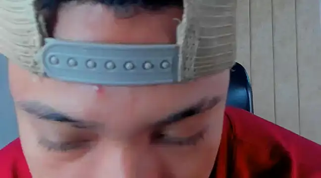 Snapshot of Stiven_collins chatting on December 29, 3:00 am Stiven collins online show from December 29, 3:00 am