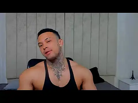 Snapshot of Stiven_collins chatting on January 7, 3:24 am Stiven collins online show from January 7, 3:24 am