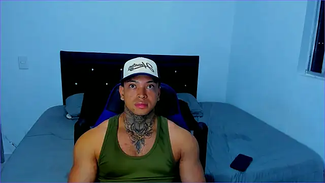 Snapshot of Stiven_collins chatting on January 26, 6:28 am Stiven collins online show from January 26, 6:28 am