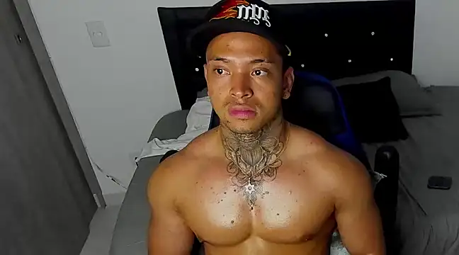 Snapshot of Stiven_collins chatting on January 30, 8:32 am Stiven collins online show from January 30, 8:32 am