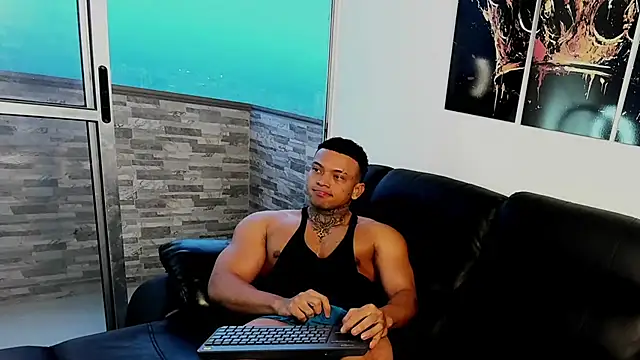 Snapshot of Stiven_collins chatting on March 17, 11:10 am Stiven collins online show from March 17, 11:10 am