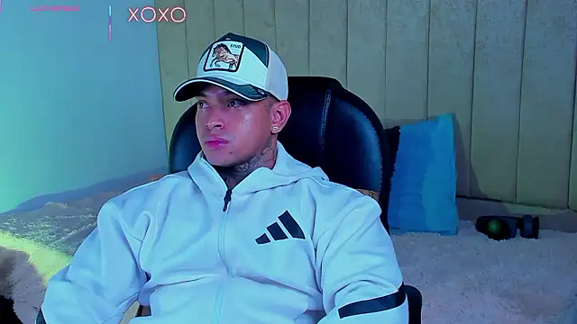 Stiven collins online show from March 30, 11:11 am