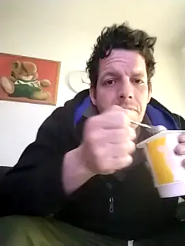 Knuffelstaaf123 online show from March 14, 10:18 am