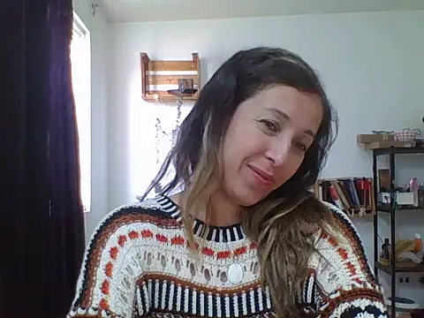 Snapshot of charlott_ponce chatting on March 29, 6:41 pm charlott ponce online show from March 29, 6:41 pm