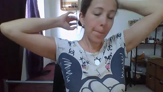 Snapshot of charlott_ponce chatting on May 18, 6:14 pm charlott ponce online show from May 18, 6:14 pm