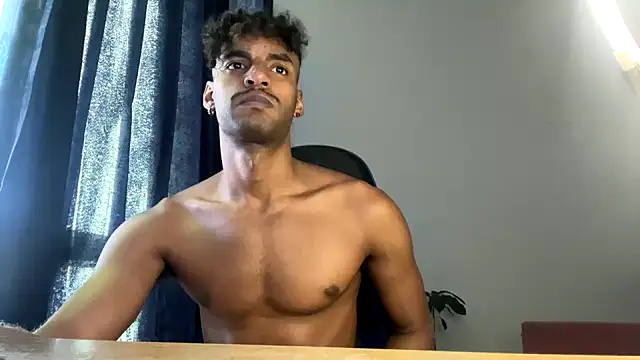 Snapshot of gerson173Hugo chatting on February 17, 4:15 pm gerson173Hugo online show from February 17, 4:15 pm